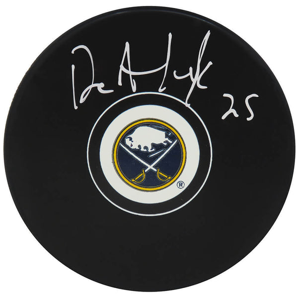 Dave Andreychuk Signed Buffalo Sabres Logo Hockey Puck - (SCHWARTZ COA)