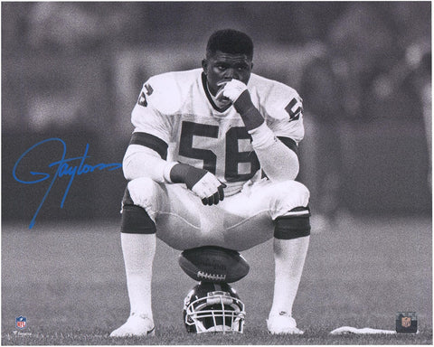 Autographed Lawrence Taylor New York Giants 16x20 Helmet