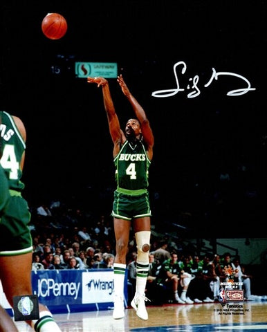MIlw. Bucks SIDNEY MONCRIEF Signed 8x10 Photo #10 AUTO - Hall of Fame - 5 x AS