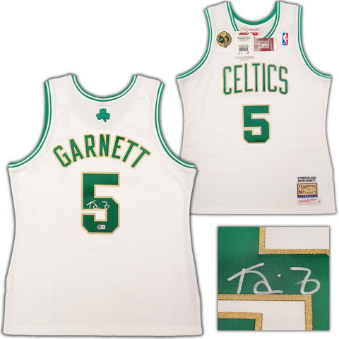 CELTICS KEVIN GARNETT AUTOGRAPHED MITCHELL & NESS JERSEY L BECKETT 203554