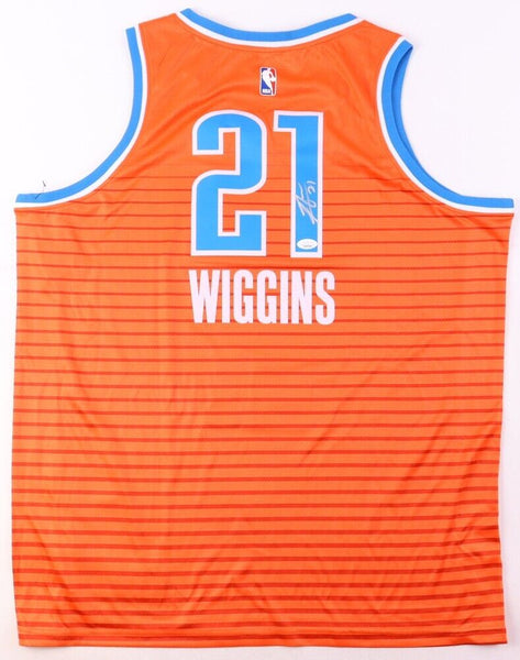 Aaron Wiggins Signed Oklahoma City Thunder Jersey (JSA COA) 2011 1st Round Pick