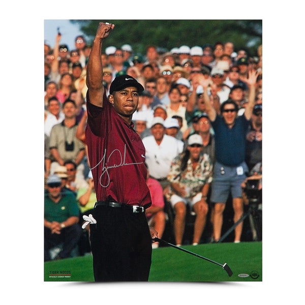 TIGER WOODS Autographed 2001 Masters 20 x 24 Photo UDA