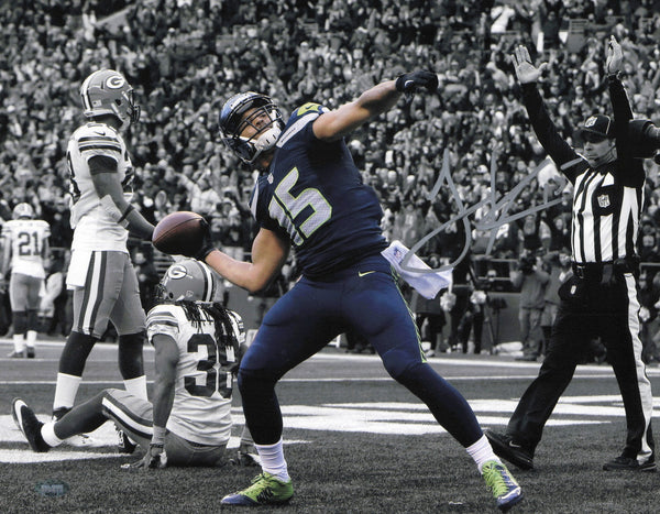 Jermaine Kearse Autographed 11x14 Photo NFC Champ Game Winning TD MCS 64214