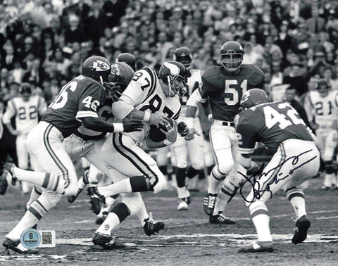 Johnny Robinson Autographed 8x10 Photo Kansas City Chiefs Beckett QR #BS31986