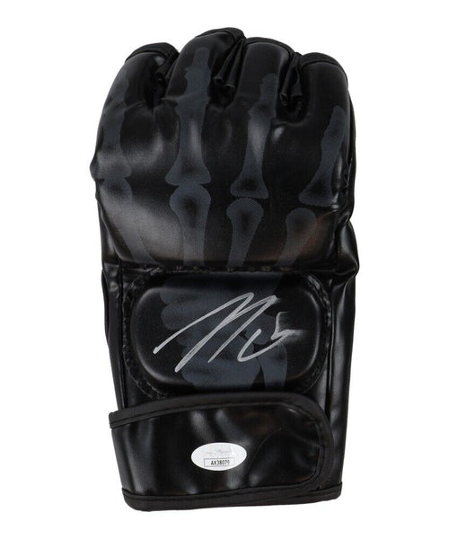 Nick Diaz Signed MMA Fighting Glove (JSA) MMA Record 26-10/ 13 by Knockout