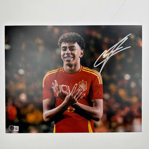 Autographed/Signed Lamine Yamal Spain 11x14 Soccer Photo Beckett BAS COA #4