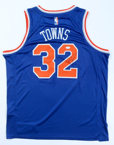 Karl-Anthony Towns Signed New York Knicks Nike Jersey (JSA) 2015 #1 Overall Pck