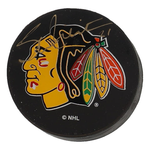 Stan Mikita Signed Chicago Blackhawks Logo Puck (PSA) 9x All Star / HOF Center
