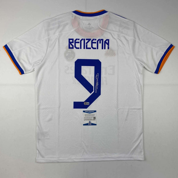 Autographed/Signed Karim Benzema Real Madrid 2021 White Jersey Beckett BAS COA