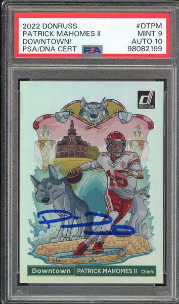 2022 Panini Donruss Downtown #DT-PM Patrick Mahomes On Card PSA 9/10 Auto MINT