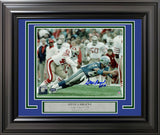 STEVE LARGENT AUTOGRAPHED FRAMED 8X10 PHOTO SEAHAWKS "HOF 95" MCS HOLO 212657