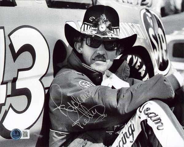 NASCAR Richard Petty Authentic Signed 8x10 Horizontal Photo BAS #BM01835