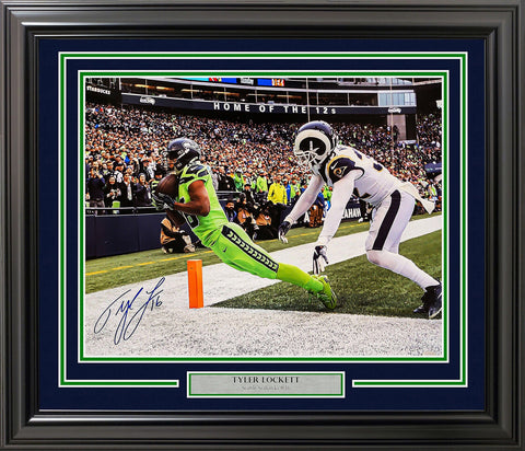 TYLER LOCKETT AUTOGRAPHED FRAMED 16X20 PHOTO SEATTLE SEAHAWKS MCS HOLO 215846