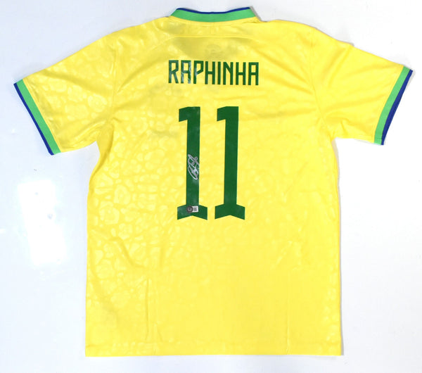 Raphinha Autographed Brazil Home Soccer Jersey #11- Beckett Holo *L