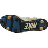 Steve Watson Signed Game Used Nike Sz 12.5 Cleat Right Foot Beckett 44716