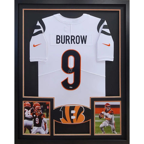 Joe Burrow Autographed Signed Framed Cincinnati Bengals BB2 Jersey FANATICS