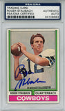 Roger Staubach Autographed 1974 Topps #500 Trading Card PSA Slab 43557