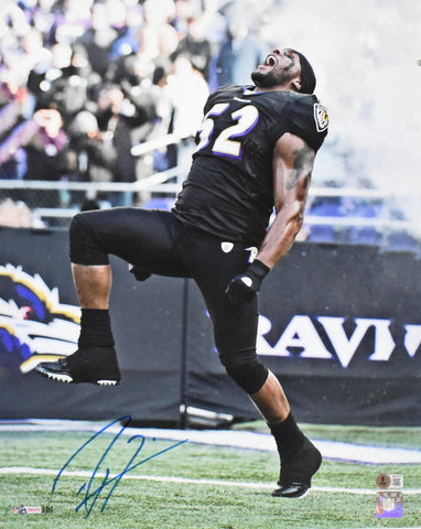 Ray Lewis Autographed Baltimore Ravens 16x20 Yell Photo - Beckett W Hologram