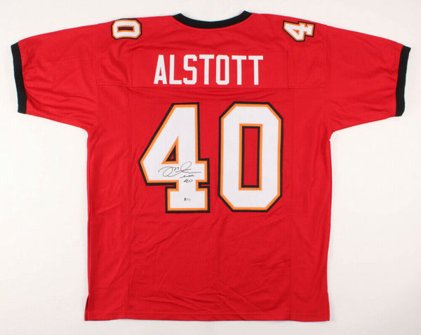Mike Alstott Signed Tampa Bay Buccaneers Jersey (Beckett Holo) 6xPro Bowl F.B.