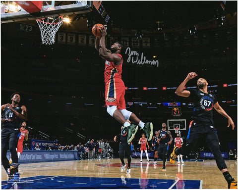 Zion Williamson New Orleans Pelicans Signed 16x20 Going Up vs Knicks Photo