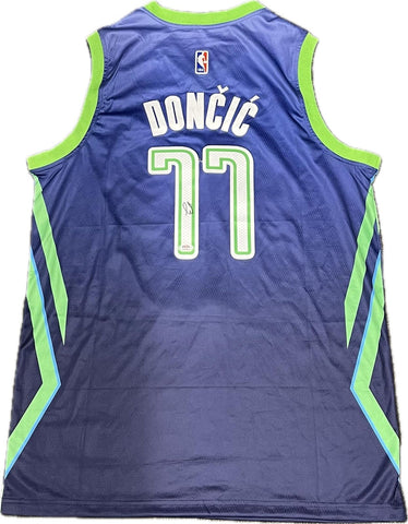 Luka Doncic Signed Jersey PSA/DNA Dallas Mavericks Autographed