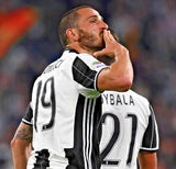 Leonardo Bonucci Signed Juventus F. C Nike Jersey (Beckett) Team Italy 2010-2023