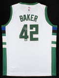 Vin Baker Signed Milwaukee Bucks Jersey (JSA COA) 1993 1st Round Pick #8 Overall