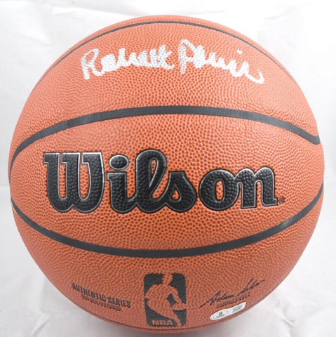 Robert Parish Autographed Official NBA Wilson Basketball-Beckett W Holo *Silver