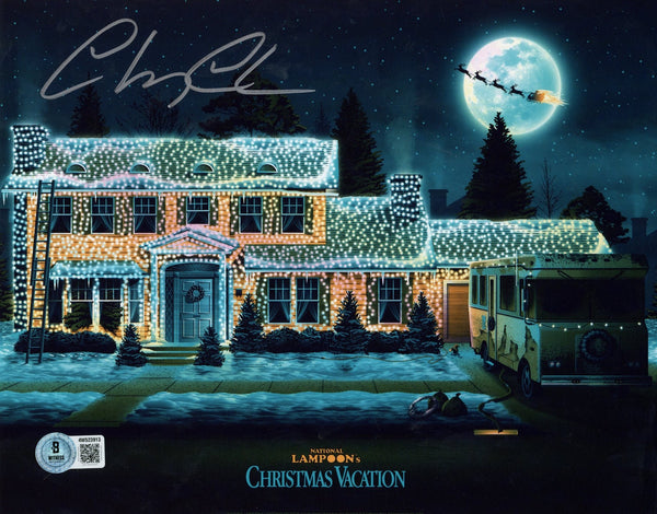 Chevy Chase Autographed/Signed Christmas Vacation 8x10 Photo Beckett 56485