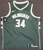 BUCKS GIANNIS ANTETOKOUNMPO AUTOGRAPHED GREEN NIKE JERSEY XXL BECKETT 191165