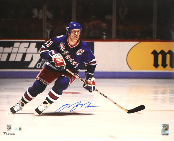 Mark Messier Autographed New York Rangers 16x20 Close Up Photo - Beckett Holo