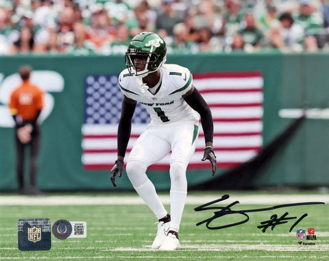 AHMAD SAUCE GARDNER AUTOGRAPHED SIGNED NEW YORK JETS 8x10 PHOTO BECKETT