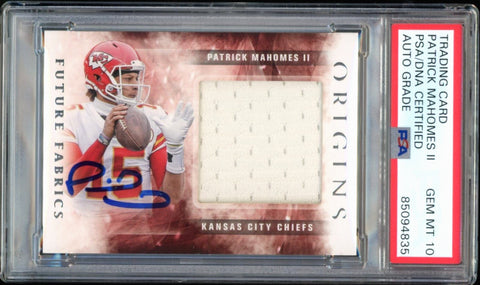 2018 Panini Origins Fabrics 15/25 Patrick Mahomes PSA/DNA Auto GEM MINT 10