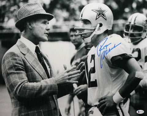 Roger Staubach Signed Cowboys 16x20 B&W w/ Landry Photo- Beckett W Auth *Blue