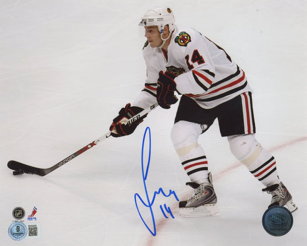Blackhawks Chris Campoli 14 Authentic Signed 8x10 Horizontal Photo BAS #BV04209