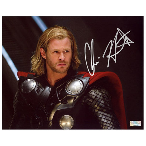 Chris Hemsworth Autographed 2011 Thor Son of Asgard 8x10 Scene Photo