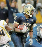 LeSean McCoy Signed Pitt Panthers Jersey (Beckett) 6xPro Bowl Running Back