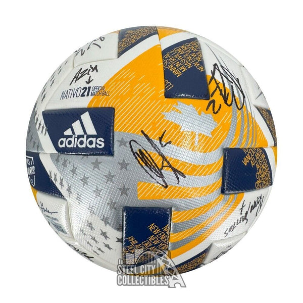 2021 Columbus Crew Auto Match Used Soccer Ball - BAS/Fanatics LOA (26 Sigs)