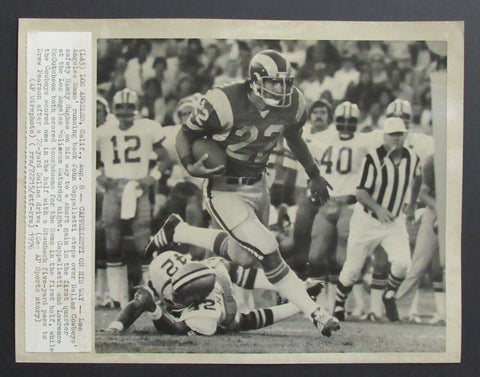 John Cappelletti HOF August 8, 1976 B/W 8x10 Press Photo Los Angeles Rams