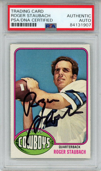 Roger Staubach Autographed 1976 Topps #395 Trading Card PSA Slab 43550