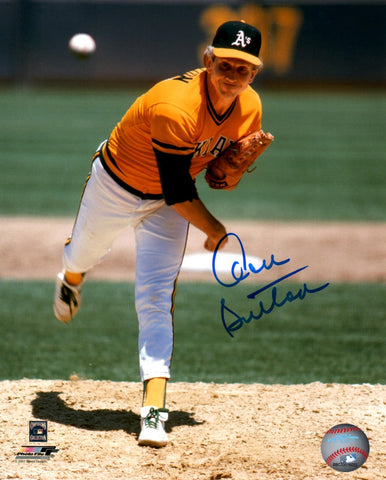 Athletics Hall of Famer DON SUTTON Signed 8x10 AUTO Photo #1 - HOF 1998