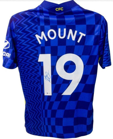 Mason Mount Signed Chelsea Football Club Jersey (Beckett) Central Midfielder