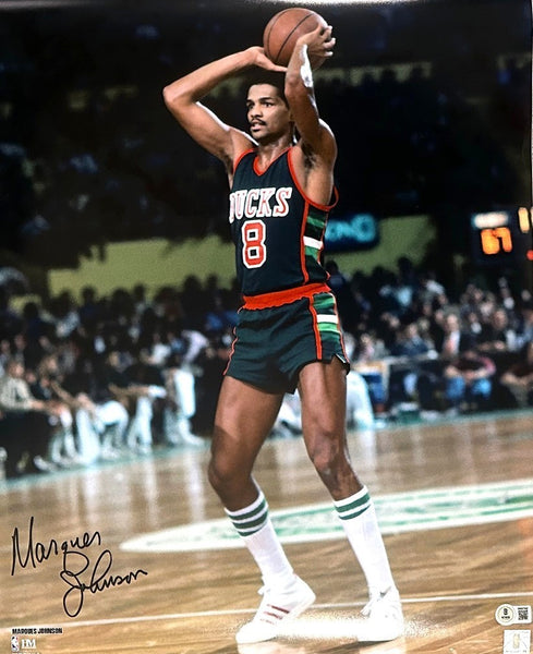 Milwaukee Bucks Legend MARQUES JOHNSON Signed 16x20 Photo #3 AUTO - BAS