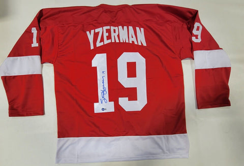 STEVE YZERMAN SIGNED AUTOGRAPHED PRO STYLE CUSTOM XL JERSEY BECKETT QR