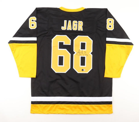 Jaromir Jagr Signed Penguins Jersey (Beckett) Pittsburgh 2xStanley Cup Champion
