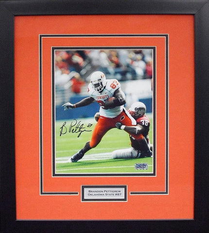 BRANDON PETTIGREW AUTOGRAPHED OKLAHOMA STATE COWBOYS 8x10 FRAMED PHOTO COA