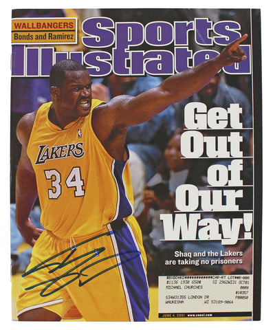 Lakers Shaquille O'Neal Signed 2001 Sports Illustrated Magazine BAS W #2W010601