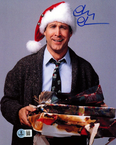 CHEVY CHASE AUTOGRAPHED 8X10 PHOTO CHRISTMAS VACATION BECKETT BAS QR 244047