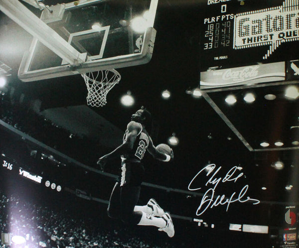 Clyde Drexler Autographed Portland 16x20 B/W Dunk Photo- JSA W