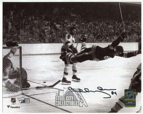 Bobby Orr Autographed Boston Bruins 8x10 Photo - Fanatics (Flying)